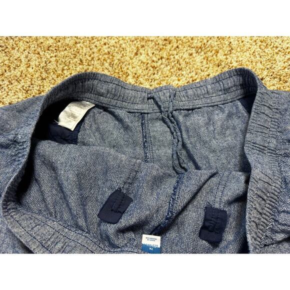 Old Navy women short size 2X, Lightweight Denim fabric; wide, stretchy waistband - Picture 8 of 8